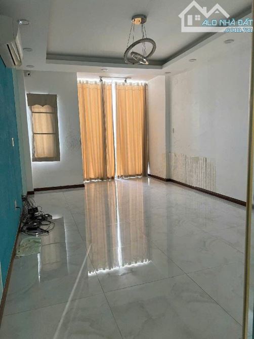 Mặt tiền Quận 7 Dt 84m _ 4 tầng 8 phòng cao cấp _ rộng 12m Đường Số Tân Kiểng - 4