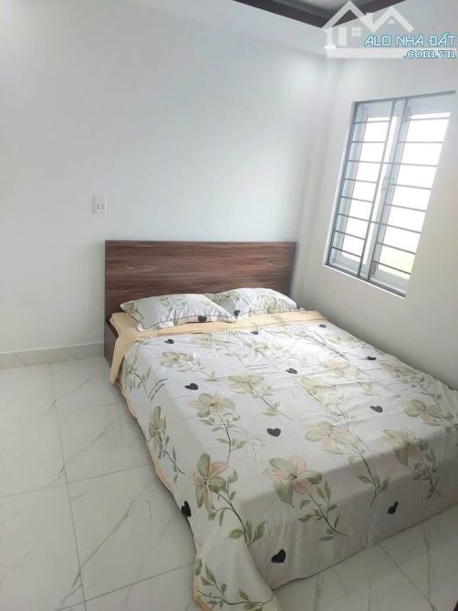 BÁN NHÀ GÁC LỬNG ĐÚC, DT 60M2 – KIỆT ÂU CƠ, GẦN CHỢ HÒA KHÁNH – GIÁ CHỈ 2.8X TỶ - 4