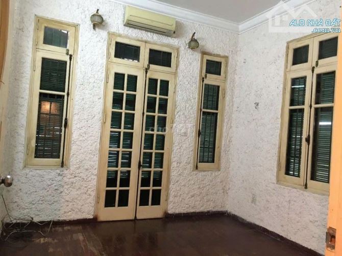 Cho thuê nhà nguyên căn trong ngõ 38 Xuân La, phường Xuân La, Tây Hồ. DT 58m x 4 tầng, - 4