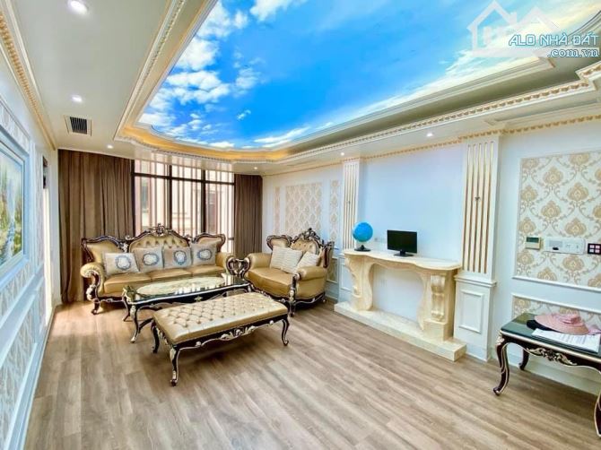 Bán BT siêu mẫu VIP - 330m2 x 4 Tầng, MT 16m, Giá 95 tỷ - ĐTM Dịch Vọng - vị trí Kim Cương - 5