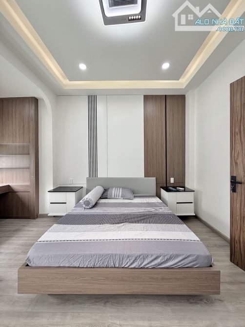 62m2, BÁN NHÀ MẶT TIỀN NGUYỄN THÁI SƠN, P5 GÒ VẤP, 10 TỶ NHỈNH - 5