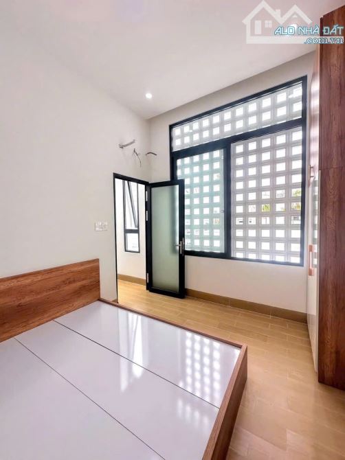 🍁Bán Nhà Trệt lầu hẻm 311 đường Nguyễn Văn Cừ, P. Cái Khế( An hoà củ) Có 2 Phòng Ngủ, Thi - 5