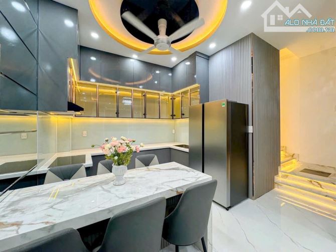 Siêu Phẩm 4 Tầng , XE HƠI ĐỔ CỬA , Ngang 5.3m , Huỳnh Tấn Phát , giá 7Tỷ Hơn - 5