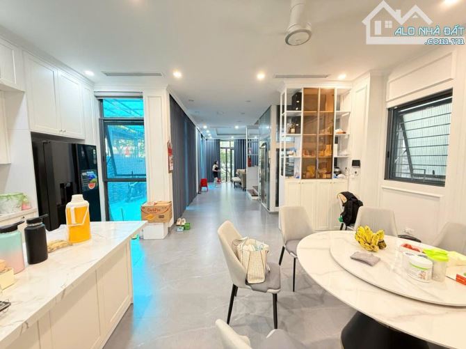 +DƯƠNG NỘI HĐ- SIÊU BIỆT THỰ SONG LẬP - 4 TẦNG THANG MÁY -3 THOÁNG SÁNG RỰC Rỡ- 195m/4T/9m - 5