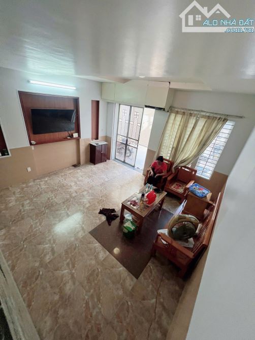 Spcc 🏡 BÁN NHÀ TẠI NGÕ /311 ĐẰNG HẢI-HẢI AN  📍 Vị trí đẹp: – Nhà 3 tầng độc lập gồm 3 ph - 5