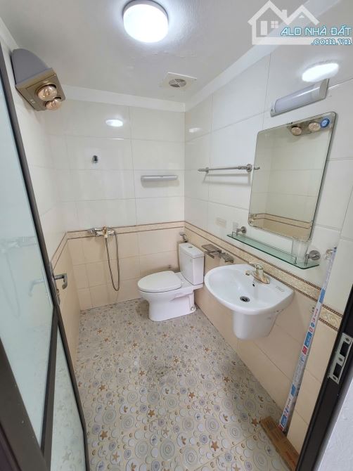 +SIÊU PHẨM CỔNG ĐỒNG- LA KHÊ HĐ-PHÂN LÔ- VỈA HÈ -ÔTÔ TRÁNH-KINH DOANH.50M/5T/4,5mMT.NHÀ MỚ - 5