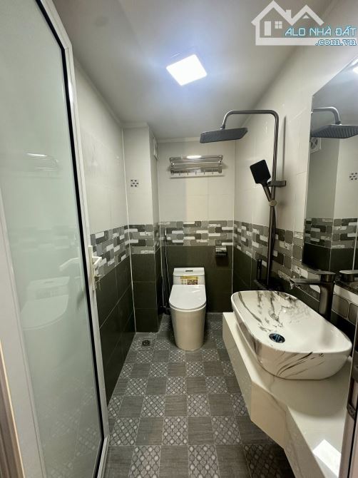 BÁN NHÀ MỚI 5 TẦNG MẶT TIỀN RỘNG, NỘI THẤT ĐẸP, GẦN ĐƯỜNG Ô TÔ, PHỐ BÙI XƯƠNG TRẠCH. - 5