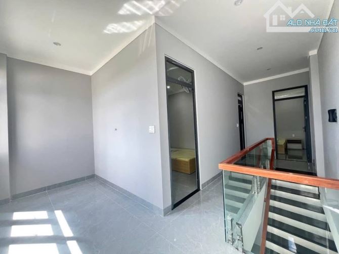 NHÀ 3 LẦU MỚI 100% - HẺM HÙNG VƯƠNG - P. TÂN LẬP, GIÁ 3,15 TỶ - 5