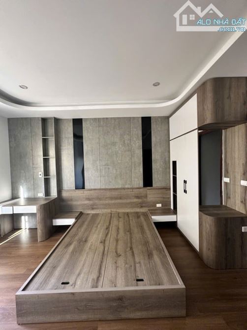 SIÊU PHẨM KHƯƠNG ĐÌNH - LÔ GÓC THANG MÁY - 38M2 6 TẦNG - 9 TỶ - 5