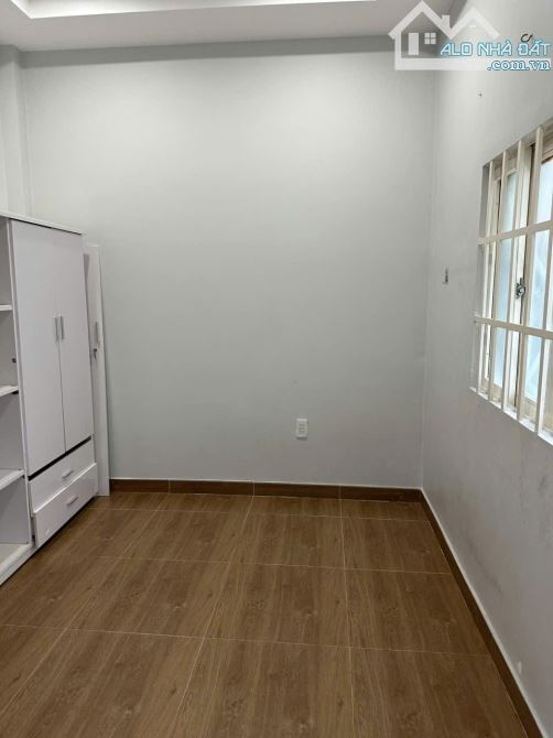 🏠🏠NHÀ 3 TẦNG - ĐOÀN VĂN BƠ Q.4 - HẺM 3M - CHỈ NHĨNH 5 ĐỒNG 💲 TL chính chủ - 5