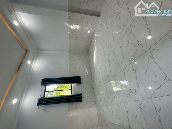 BÁN NHÀ MỚI- NGANG 5M- 55M2- HUỲNH TẤN PHÁT- NHÀ BÈ – HXH 6M- GIÁ HƠN 3 TỶ- SỔ RIÊNG - 5