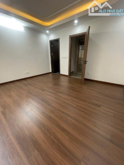 BÁN NHÀ XUÂN ĐỈNH 33m2 XÂY 7 TẦNG MỚI KOONG GIÁ BÁN 10.5 TỶ THANG MÁY CHẠY ÊM DU - 5