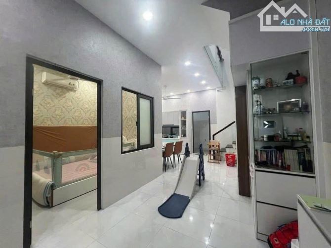 Siêu phẩm nè anh chị ơii, nhà 2 lầu, chỉ có 1 tỷ 450, DT 146m2. ở Tân Thông Hội-CC. SHR - 5