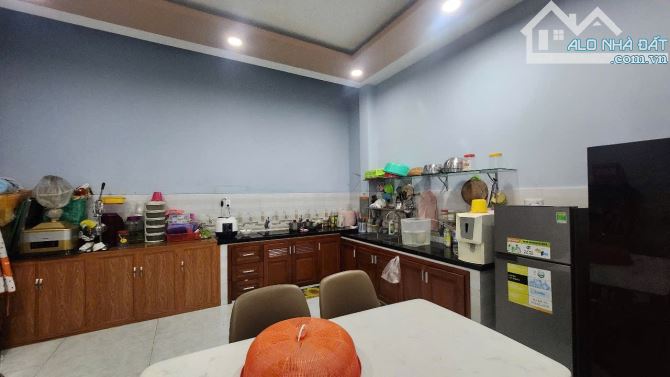 Gấp bán nhà Mặt Tiền đường Qui Hoạch 25m đường Tây Lân, 140m2 ( 5 x 28 ) 4 TẦNG 4 PN - 5