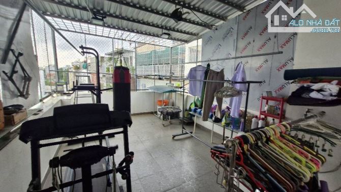 Bán gấp nhà đẹp ở ngay Trần Xuân Soạn, cách hẻm xe hơi 25m, 64m2, SHR, chỉ 8.3 tỷ. - 5