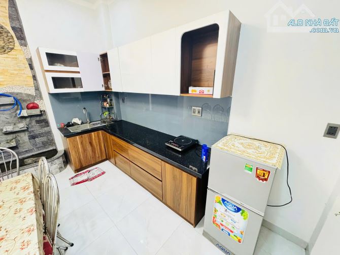 Cho thuê nhà nguyên căn Lê Hồng Phong, Phước Long, Nha Trang DT sử dụng 130m2 4pn - 5