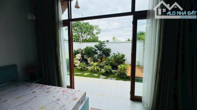 BÁN CĂN NHÀ VƯỜN RỘNG 20M ngay CHỢ LÁNG DÀI GẦN BIỂN LỘC AN. Dt: ngang 20x23m( 460 - 5