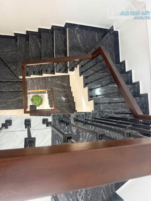 BÁN NHÀ MỚI HOÀNG HOA THÁM - VÀI BƯỚC RA OTO – DTSD 41M2, 9.3 TỶ - 5
