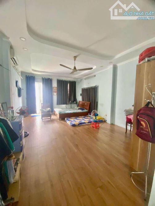 📣📣📣NHÀ 3 TẦNG MỚI TINH - HẺM XE HƠI 5M THÔNG TỨ TUNG - SÁT BÊN CHỢ ĐÔNG BẮC - 2 PHÚT QU - 5