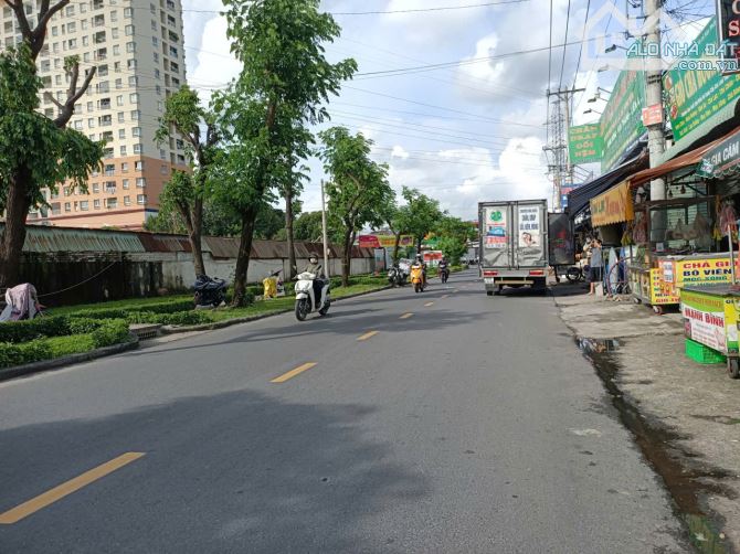 Q12- Mặt Tiền Trung Mỹ Tây 13, DT: 184m2 - SHR - Giá: 7,890 Tỷ - Công Chứng Trong Ngày...! - 5
