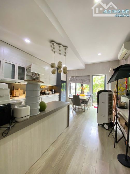 🌊 BIỆT THỰ ĐỖ ĐĂNG ĐỆ  – NHÀ 4 TẦNG SANG TRỌNG – VỊ TRÍ VÀNG SÁT EURO VILLA 2 🌊 - 5