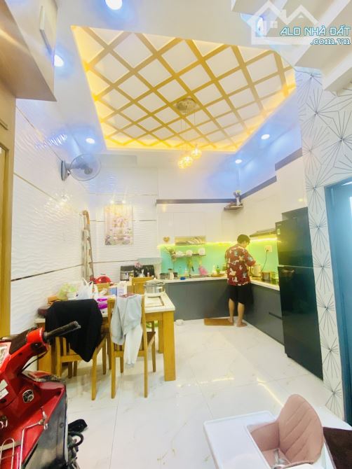 Bán nhà 911/...đường Quang Trung, phường 14, Gò Vấp, 42m2, 3 tầng, 4PN, 3WC, nhỉnh 5 tỷ - 5