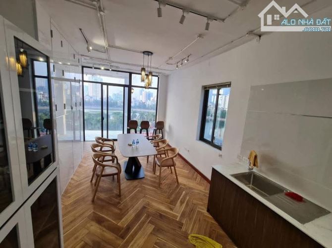 Bán gấp tòa VP MP Hoàng Cầu Đống Đa view hồ vỉ hè oto KD 216m x9T giá nhỉnh 500tr/m² - 5