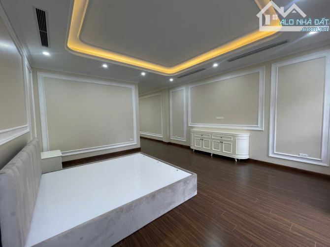 Bán nhà 918 Phúc Đồng,Long Biên 7 tầng,92m,mt5m oto tránh nhỉnh 28 tỷ - 5