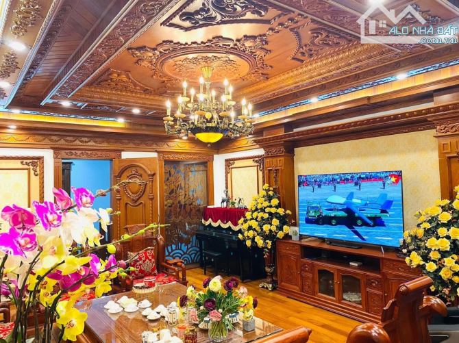 Biệt thự sân vường Công viên Cầu Giấy - Đường rộng 20m - 330m2 - MT 16,5m - hầm - 119 tỷ - 6