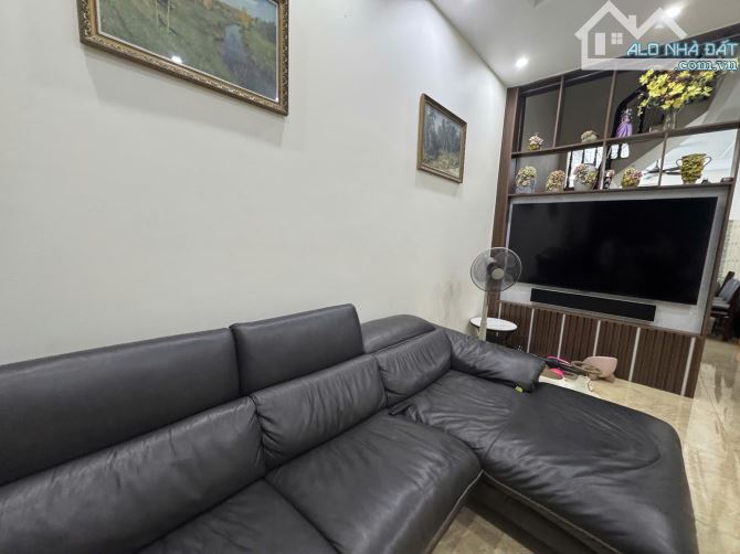 25M RA MẶT PHỐ - DỊCH VỌNG - CẦU GIẤY - LÔ GÓC 65M2 - 4 TẦNG 1 TUM - Ở HOẶC VP CÔNG TY - 16