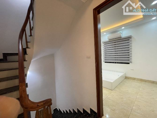 BÁN NHÀ THANH AM-56m2-NHỈNH 11 TỶ- Ô TÔ ĐỖ CỬA-FULL NỘI THẤT XỊN SÒ - 6