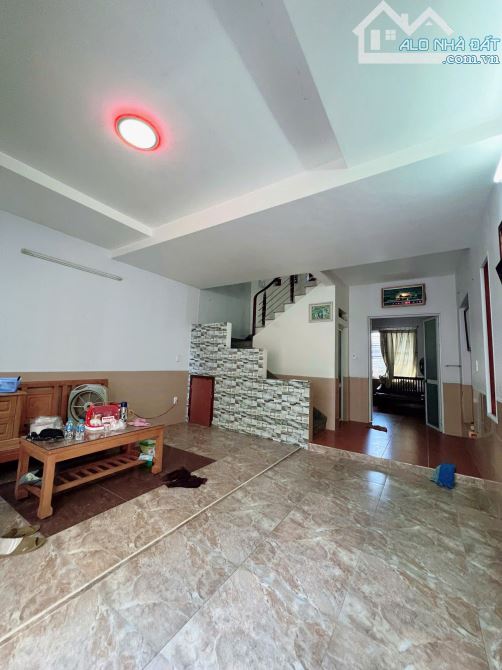 Spcc 🏡 BÁN NHÀ TẠI NGÕ /311 ĐẰNG HẢI-HẢI AN  📍 Vị trí đẹp: – Nhà 3 tầng độc lập gồm 3 ph - 6