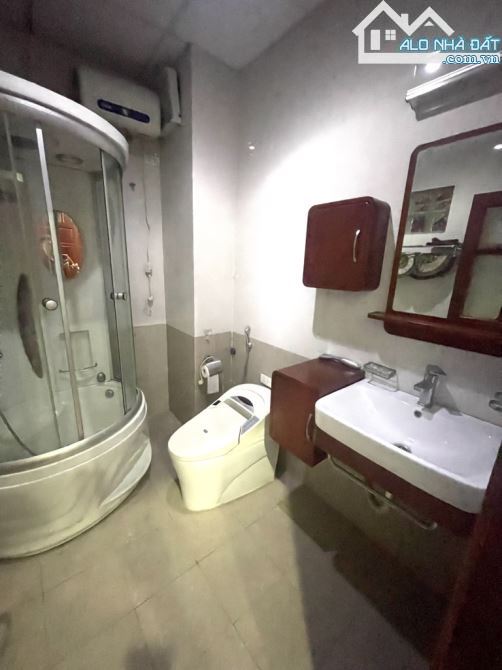 BÁN BIỆT THỰ PHÙNG KHOANG - NAM TỪ LIÊM –131M2 – VỈA HÈ RỘNG – Ô TÔ TRÁNH – GIÁ CHỈ 29.8TỶ - 6