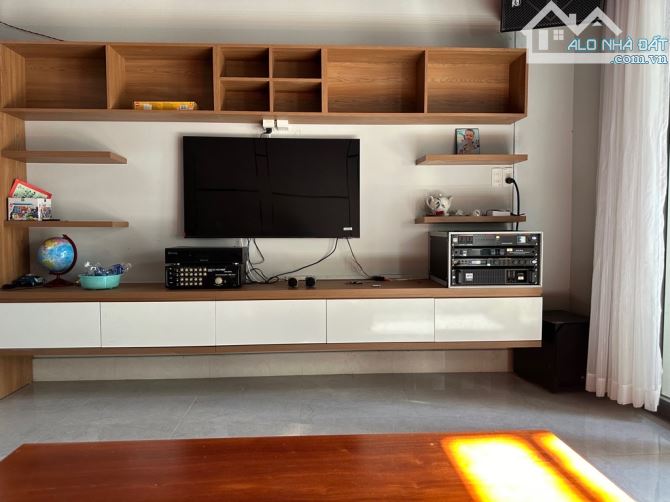 Nhà Phố 115m2 - Ngay Phú Thuận - Quận 7 - Cạnh Hẻm Xe Hơi - Nhỉnh 8 Tỷ - 6