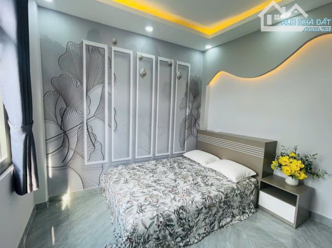 Nhà mới hoàn thiện - 4x10m - 4 tầng - vincom Nam Long - Chỉ 5,5 tỷ - 6