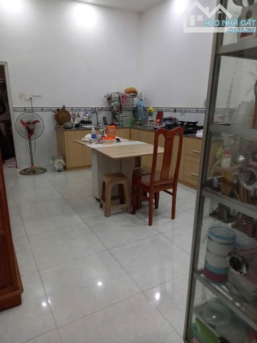 Nhà mặt tiền đường 970 - Nguyễn Duy Trinh, P. Phú Hữu.Q9 - 6