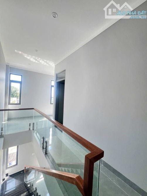 NHÀ 3 LẦU MỚI 100% - HẺM HÙNG VƯƠNG - P. TÂN LẬP, GIÁ 3,15 TỶ - 6