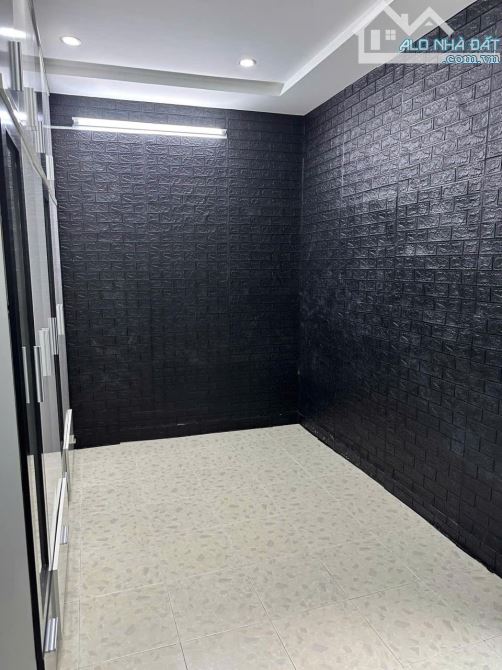 🏠🏠NHÀ 3 TẦNG - ĐOÀN VĂN BƠ Q.4 - HẺM 3M - CHỈ NHĨNH 5 ĐỒNG 💲 TL chính chủ - 6