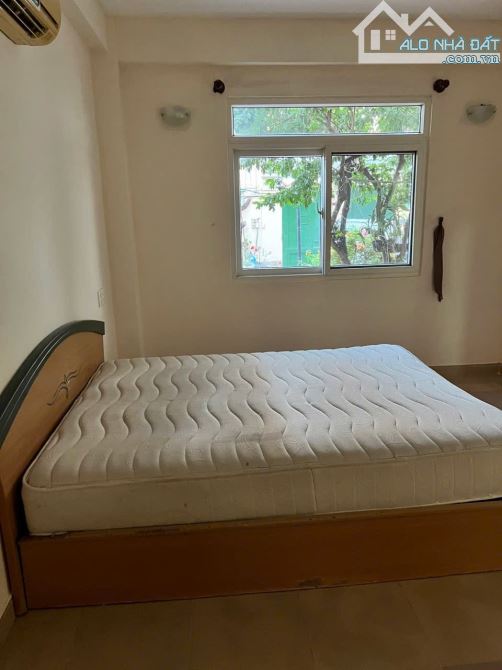 Cho thuê nhà biệt thự Nguyễn Văn Linh - Quận 7 - 160m2 - 25tr/tháng - 6