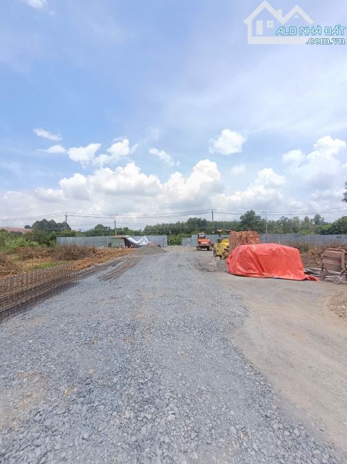 ĐẤT NỀN NGAY MẶT TIỀN ĐẮC ĐỊA VEN SÔNG NGAY TRUNG TÂM - 6