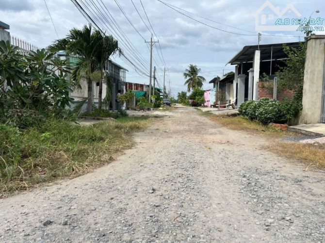 Ngộp Thở ! Cần bán gấp căn nhà ở Đ. Trần Thị Bàu , Tân An Hội 144m2 SHR giá 920tr - 6