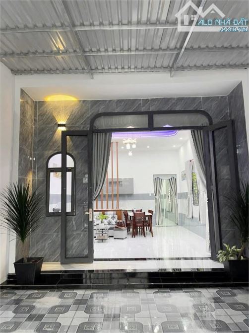 CHỦ THANH LÝ NHÀ CẤP 4 MẶT TIỀN GẦN CẦU ÔNG THÌN XÁT CHỢ QUI ĐỨC BÌNH CHÁNH - 6