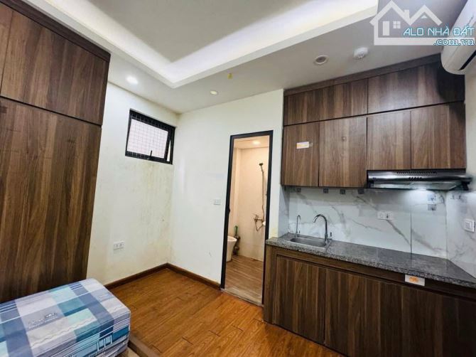 BÁN NHÀ CẦU GIẤY - DÒNG TIỀN KHỦNG - THANG MÁY - GIAO THÔNG THUẬN TIỆN - GẦN CÁC BỆNH VIỆN - 6