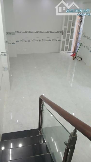 Bán nhà 60m² 2 tầng, Q12 Nguyễn Thị Nhuần kế bên ngã tư Hà Huy Giáp cầu An Lộc, giá 4.1 tỷ - 6