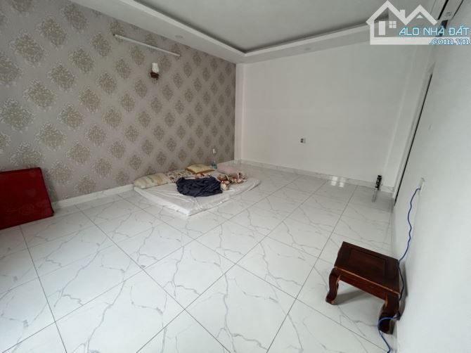 SIÊU PHẨM LÔ GÓC – 5 TẦNG – NGAY KHU TÊN LỬA – VỪA Ở VỪA KINH DOANH – 91M² – GIÁ CHỈ 10.99 - 7