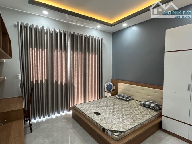 Nhà Phố 115m2 - Ngay Phú Thuận - Quận 7 - Cạnh Hẻm Xe Hơi - Nhỉnh 8 Tỷ - 7