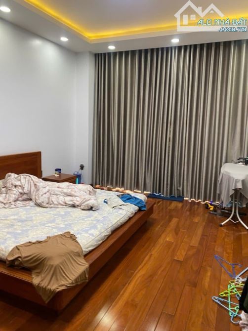 BÁN NHÀ 4 TẦNG HẺM 8M ĐƯỜNG LÊ MINH XUÂN - PHƯỜNG 7 - TÂN BÌNH - GIÁ 16.6 TỶ - 7