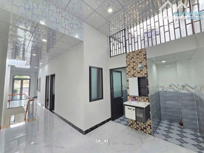 CHỦ NGỘP THỞ CẦN BẤN GẤP NHÀ LẦU GIÁ TỐT CHO GIA ĐÌNH TRẺ, GIÁP PHƯỜNG BỬU LONG - 7