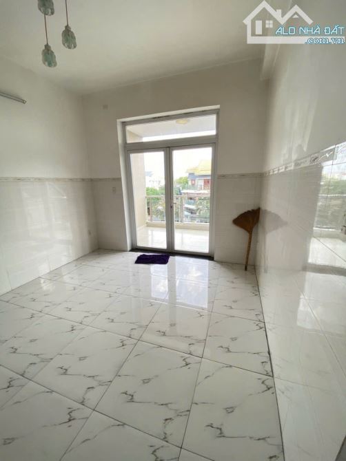 Bán Biệt Thự đường số 6 Khu Dân Cư Vĩnh Lộc, 200m2 ( 10 x 20 ) 3 TẦNG 4 PN lớn, View đẹp - 7