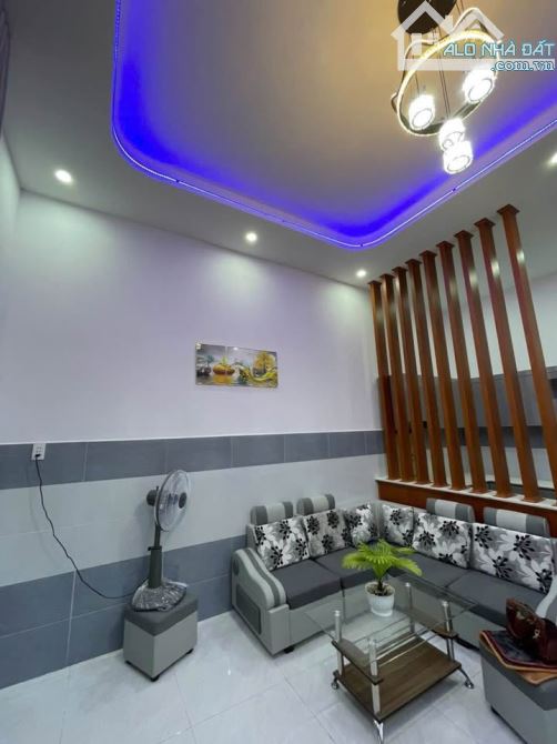 CHỦ THANH LÝ NHÀ CẤP 4 MẶT TIỀN GẦN CẦU ÔNG THÌN XÁT CHỢ QUI ĐỨC BÌNH CHÁNH - 7